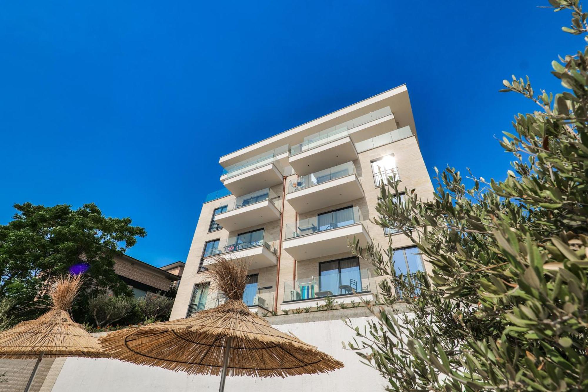 Daed Luxury Residence Sarande Exterior photo