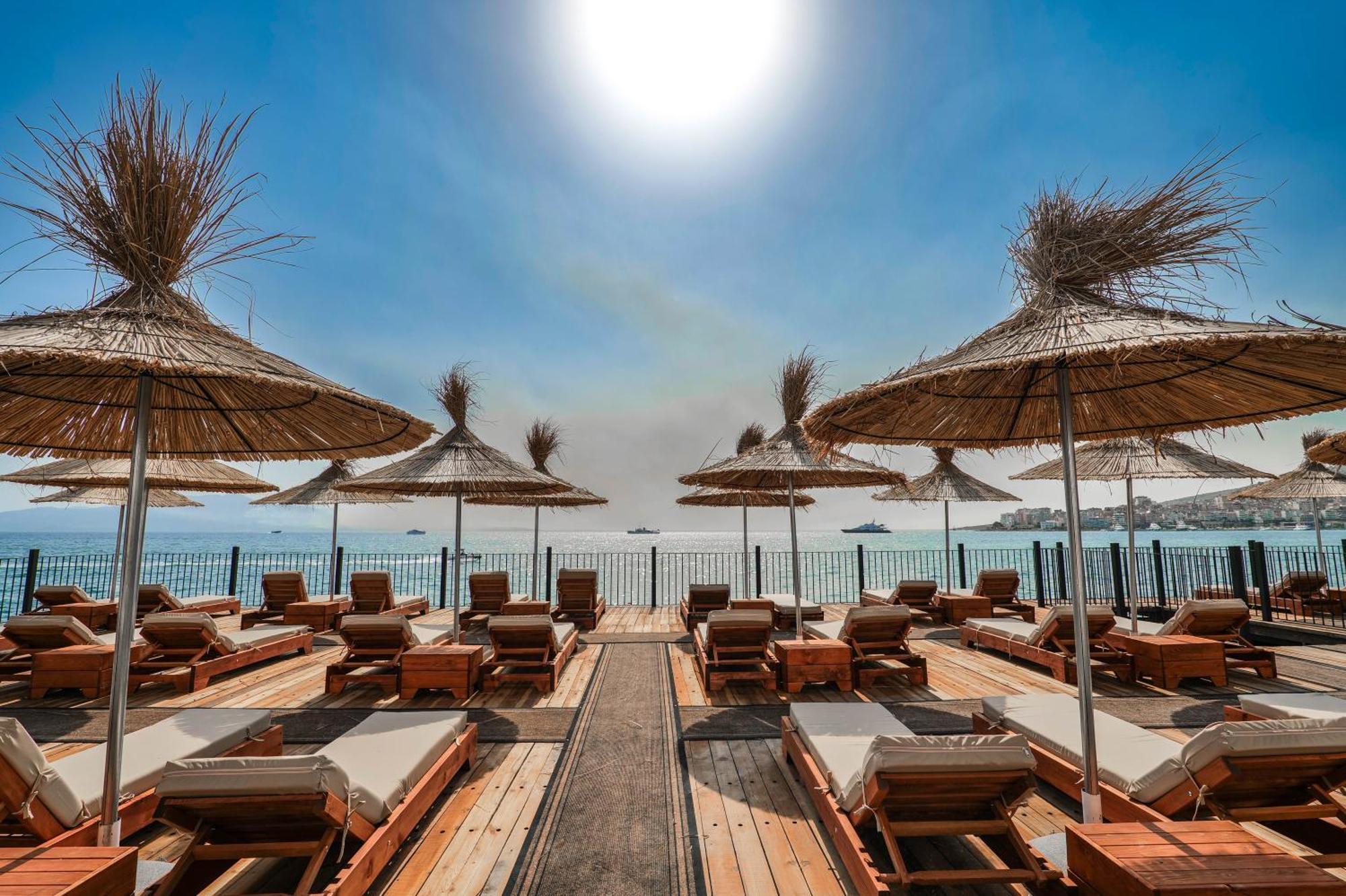 Daed Luxury Residence Sarande Exterior photo